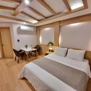 2* 酒店 Lex旅游酒店
